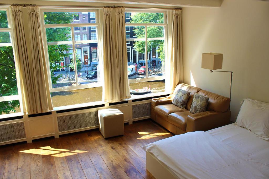 Amsterdam Jewel Canal Apartments Værelse billede